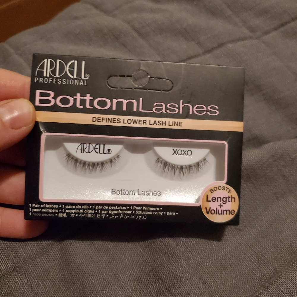 Ardell Bottom Lashes XOXO - Black - Picture 2 of 2